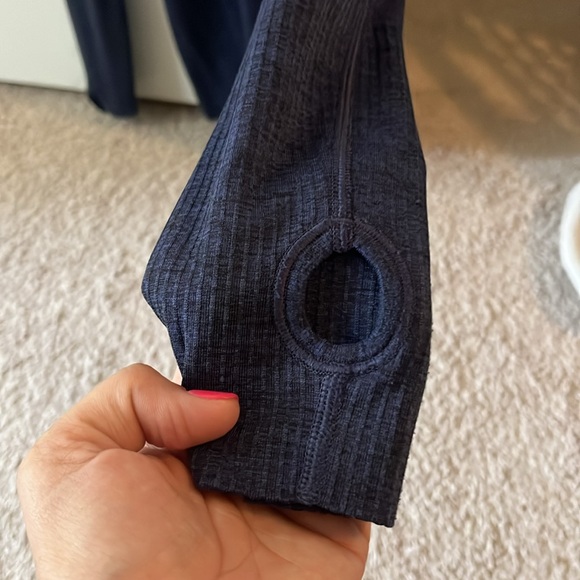 Lululemon long sleeve purple - Picture 3 of 3